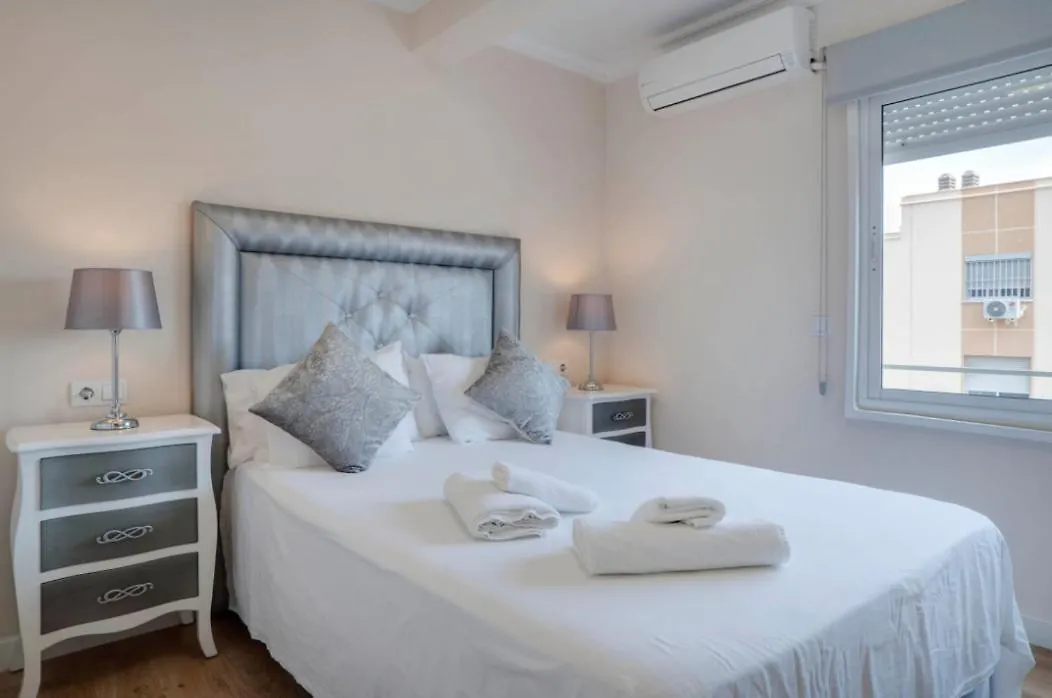 Apartamento con vistas a la catedral a 15 minutos del centro Málaga